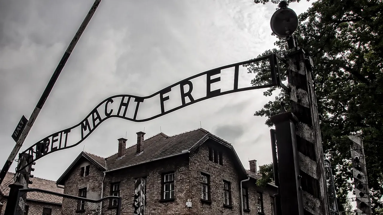 Ziua Comemorării Holocaustului este marcată în Israel în 2019 de miercuri seară până joi la apus