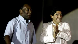 Maradona şi Pele, invitaţi la Piteşti