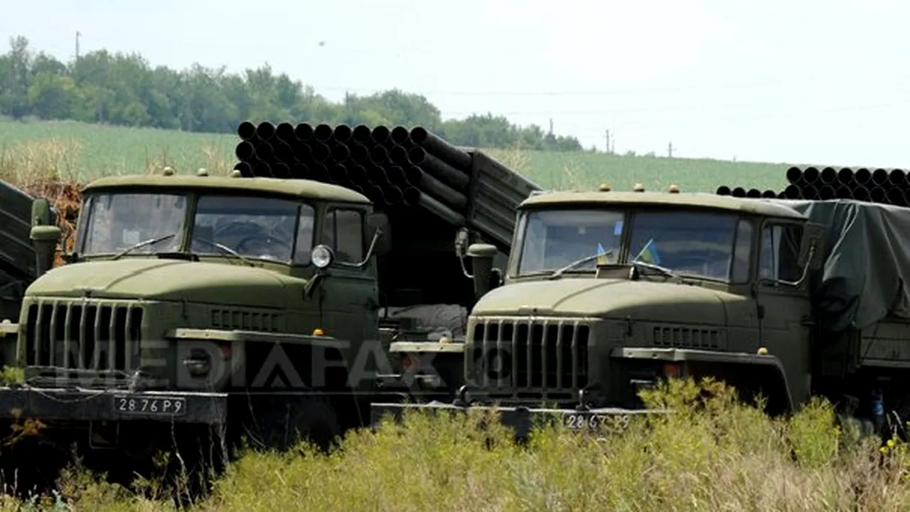 CONFLICTUL DIN UCRAINA: Kievul susţine că trupele ruse au instalat un cartier general în estul Ucrainei. Cel puţin trei persoane au murit în confruntări - LIVE TEXT