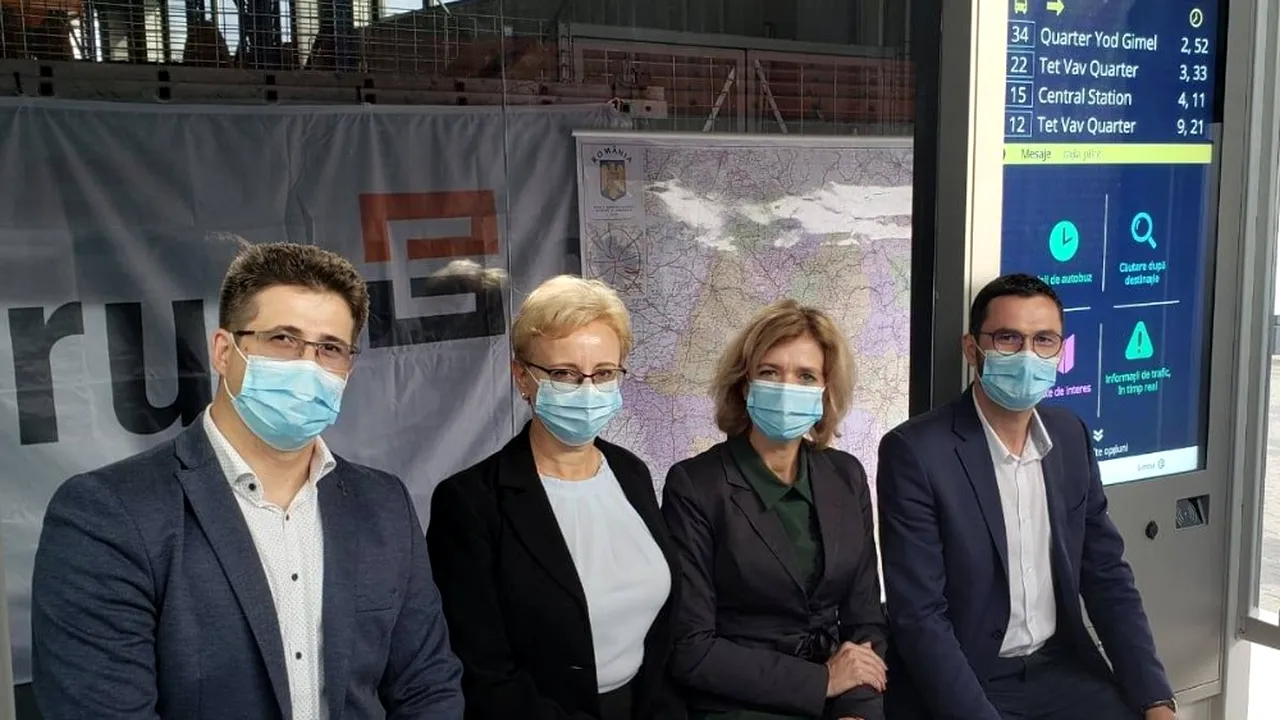 Oraşul Piatra-Neamţ va avea 80 de staţii de aşteptare inteligente pentru transportul public