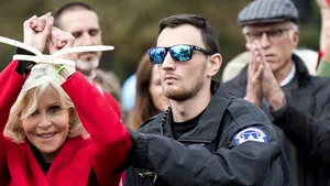 Jane Fonda a scăpat de arestare la al şaselea protest pe tema schimbărilor climatice la Washington