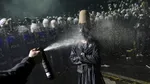 Protestele violente continuă în Turcia după încarcerarea rivalului lui Erdogan