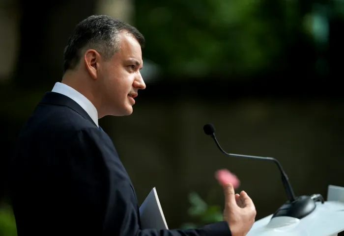 POLITIC Eugen Tomac: Președintele va face o nouă desemnare pentru funcția de premier. „Va trece în mod sigur prin Parlament”