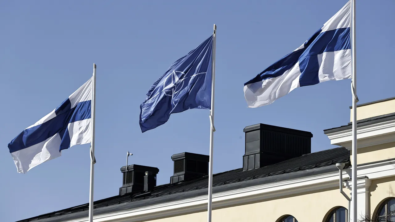 Franţa încearcă să tempereze Rusia, deranjată de aderarea Finlandei la NATO / Moscova ameninţă şi UE