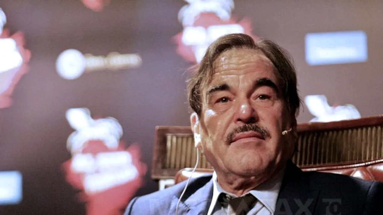 Regizorul Oliver Stone, acuzat de antisemitism
