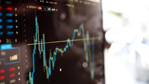 Tranzacții de peste 1 miliard de dolari într-un singur weekend pe o platformă online. Cum a fost posibil