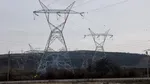 INS: Consumul de energie electrică al populației a scăzut cu 10% în primele patru luni ale anului