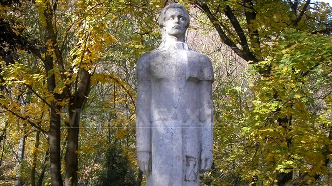 Doi consilieri locali din Orşova au recitat poezii la Festivalul Internaţional de Poezie - Eminescu