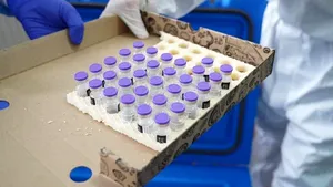 Toate dozele de vaccin dintr-un oraş din România au fost distruse de o asistentă