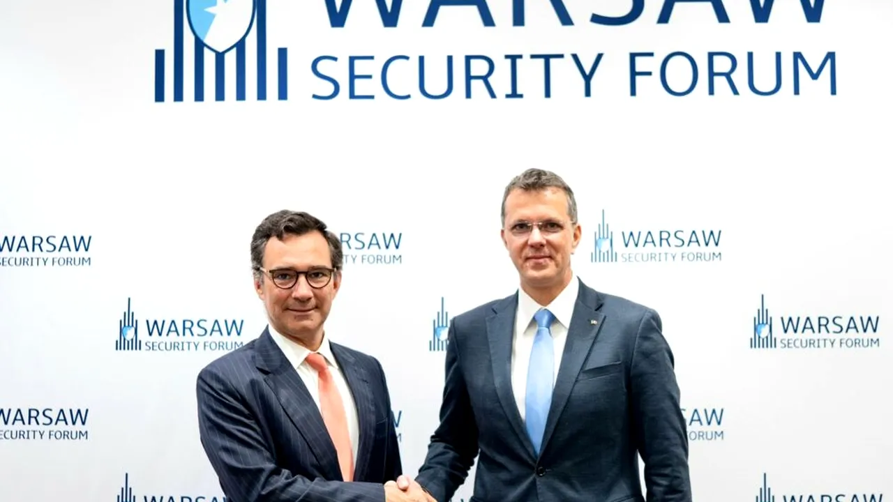 Moşteanu, întâlnire cu preşedintele Consiliului Parlamentar al NATO. „Dacă vrem o Europă sigură, Flancul Estic trebuie să fie puternic”