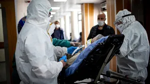 Criza paturilor ATI COVID. Doar două paturi mai sunt libere în România