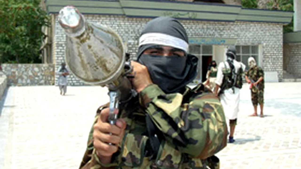 Talibanii şi-au extins prezenţa permanentă în 72 la sută din teritoriul afgan