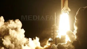 Accidentul suferit de Columbia acum 10 ani, începutul sfârşitului pentru navetele spaţiale americane