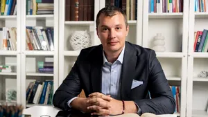 OPINIE | Răzvan Popescu, avocat: Ai curte, dar nu ai acte? Ce poți face când primăria nu răspunde și de ce instanțele încep să dea dreptate proprietarilor
