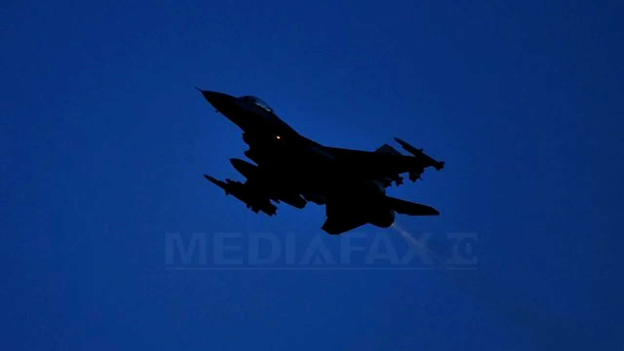 Atacuri aeriene împotriva trupelor terestre ale lui Kadhafi