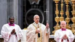 Papa Leon a spălat picioarele a 12 preoți și le-a cerut catolicilor să-i ajute pe cei oprimați