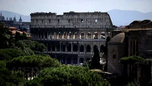 CE: Nu există discuţii privind un program de salvare a Italiei