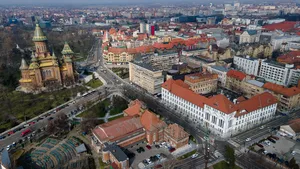 Carantinaţi împreună, discriminaţi la vaccin. Locuitorii dintr-o comună cu rata de infectare 9,18 nu se pot programa la fel ca vecinii din Timişoara