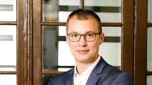 Opinie avocat Răzvan Popescu: Dreptul la liberă exprimare nu exonerează de responsabilitatea legală. Persoană publică și fapte publice – noțiuni fără acoperire juridică solidă.