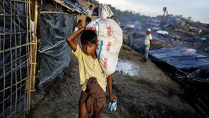 ONU: Musulmanii Rohingya sunt victimele unor atrocităţi majore în Myanmar. Minele de la graniţă îi mutilează şi ucid pe cei care fug de violenţe | FOTO