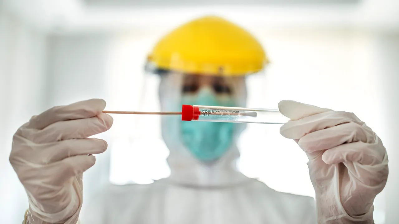 Bilanţ coronavirus, 21 decembrie: peste 800 de cazuri noi şi 66 de decese în ultimele 24 de ore, dublu faţă de ziua de ieri