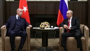 Putin i-a spus lui Erdogan că este nemulţumit de reacţia NATO privind garanţiile de securitate
