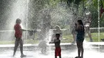 Marea Britanie înregistrează cea mai fierbinte zi de mai din istorie. Recordul de temperatură, doborât pentru a doua zi la rând