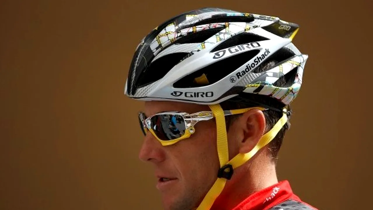 Lance Armstrong respinge acuzaţiile lui Landis