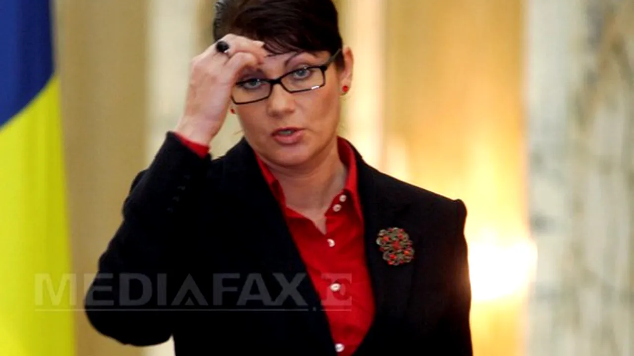 Premierul Boc a numit-o pe Mioara Mantale consul general la Strasbourg