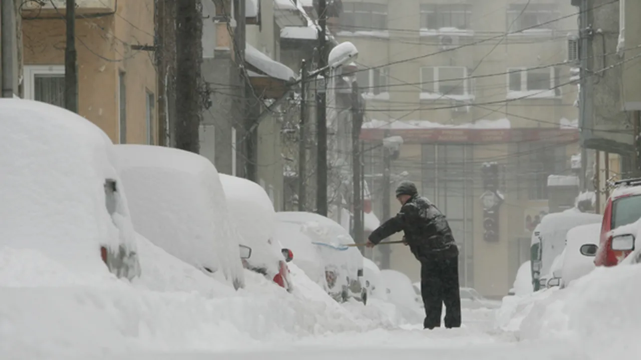 Primăria Sectorului 5, amendată cu 60.000 de lei pentru că nu a deszăpezit străzile