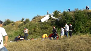 Primar din Tătăruşi, locul unde a avut loc accidentul aviatic: O astfel de tragedie se putea întâmpla oricui. Am zburat cu unul din avioane