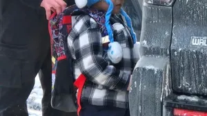 Absurd în SUA: Momentul în care un băiat de 5 ani și o fată de 15 ani sunt reținuți de agenții de la Imigrări