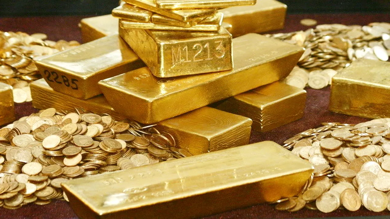 Preţul aurului atinge nou record istoric: Peste 2.500 de dolari pentru o uncie pe pieţele internaţionale