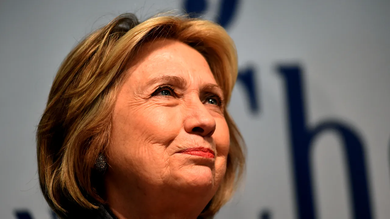 Bill şi Hillary Clinton o susţin pe Kamala Harris pentru preşedinţie