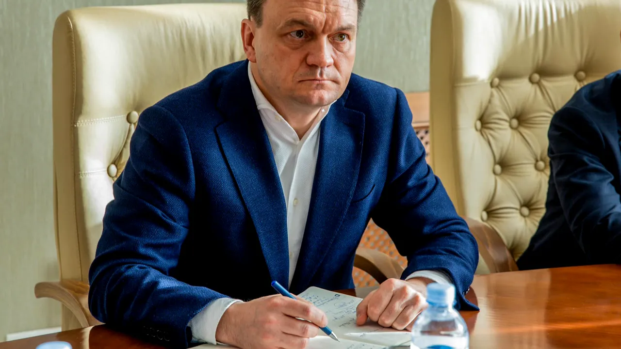 Premierul Moldovei: 