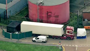 Camionul cu 39 de migranţi morţi: Şoferul a recunoscut că este vinovat