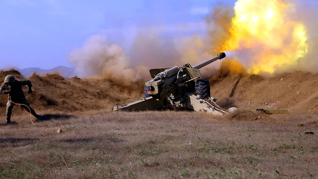 Azerbaidjanul anunţă că operaţiunea sa militară împotriva forţelor armene continuă / SUA şi Rusia au făcut apel la oprirea ostilităţilor şi la negocieri