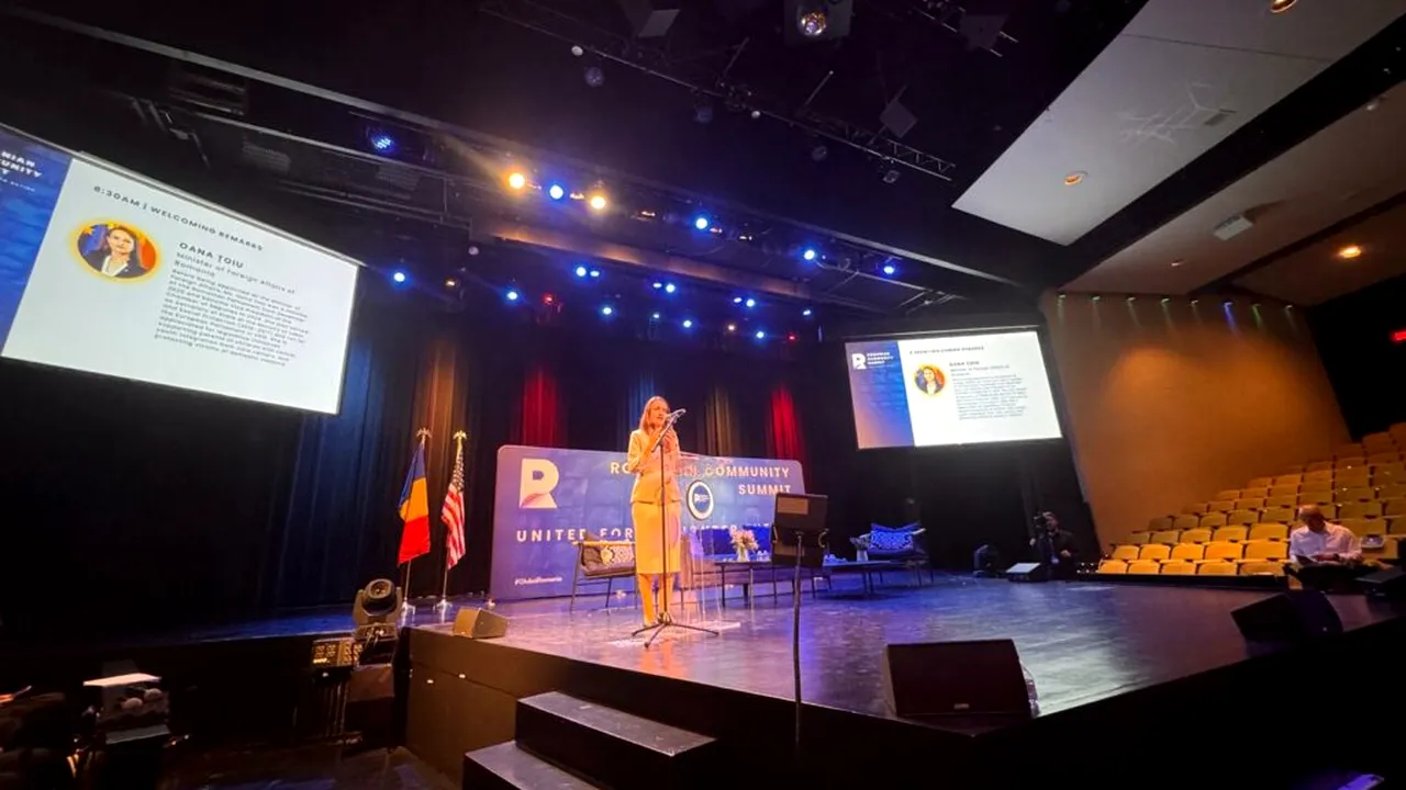 Oana Țoiu a ținut un discurs la Chicago în fața unei săli aproape goale. Șefa diplomației române a condamnat asasinarea lui Charlie Kirk