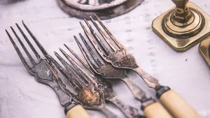 De ce nu au vrut oamenii să folosească furculiţa timp de câteva secole?