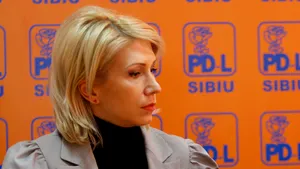 Raluca Turcan se întreabă pe blog dacă decizia revocării lui Geoană nu a fost luată 