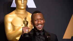 VIDEO Mahershala Ali, cel mai bun actor în rol secundar la cea de-a 89-a ediţie a Galei Premiilor Oscar