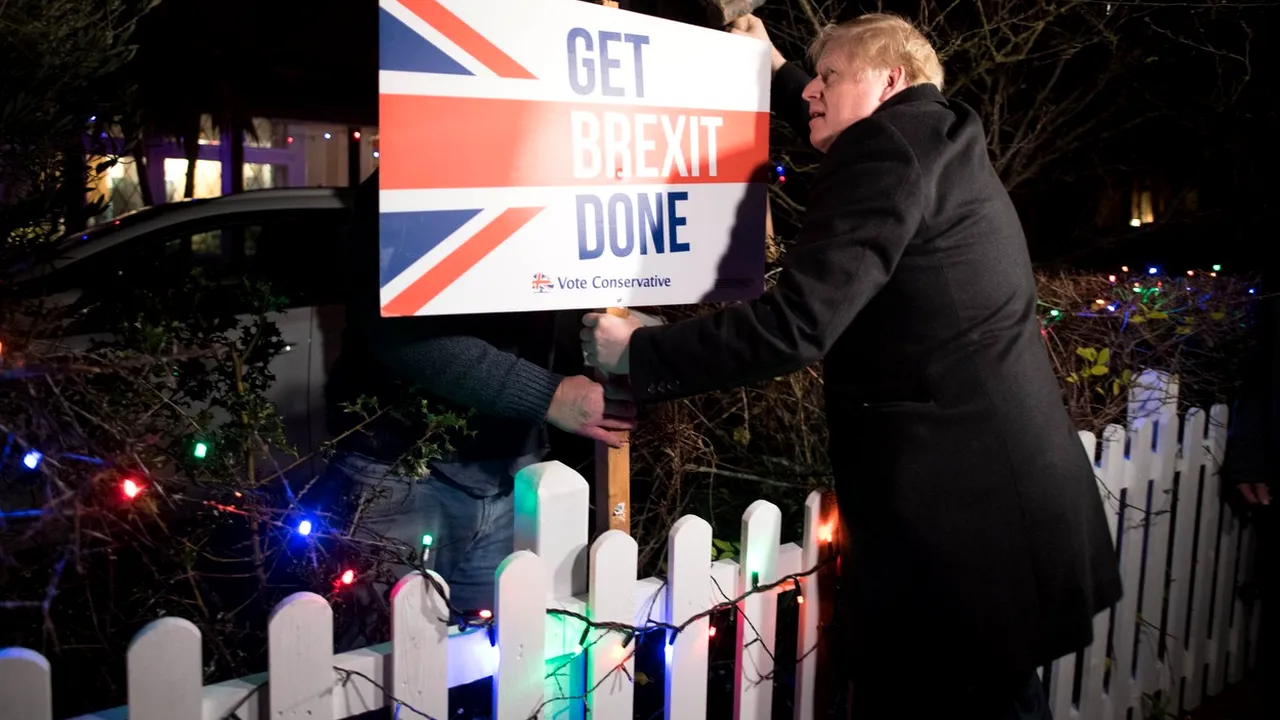 Marea Britanie pregăteşte introducerea rapidă a unui sistem de imigraţie pe bază de puncte