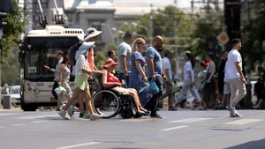 Cearta margarină vs. unt a creat cozi imense la merdenele în Piața Amzei
