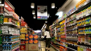 Alertă alimentară: Mari retaileri retrag din magazine produse cu Salmonella sau cu niveluri mari de pesticide și alcaloizi din opiu