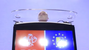 Cătălin Cîrstoiu este candidatul coaliţiei PSD-PNL pentru Bucureşti. Gabriela Firea şi Sebastian Burduja vor conduce campania electorală a medicului/ Cătălin Cîrstoiu: Bucureştiul suferă de cancer. Îl putem face sănătos