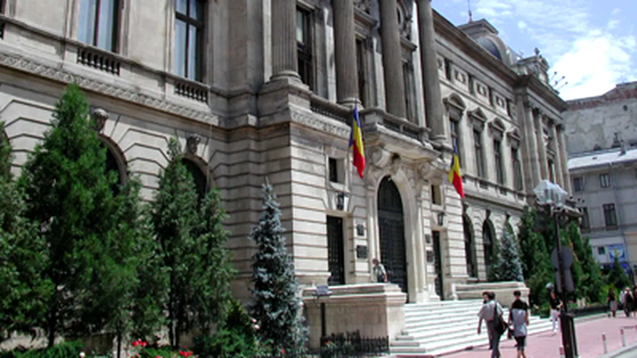 BNR a redus dobânda de politică monetară şi RMO la pasivele în valută sub doi ani