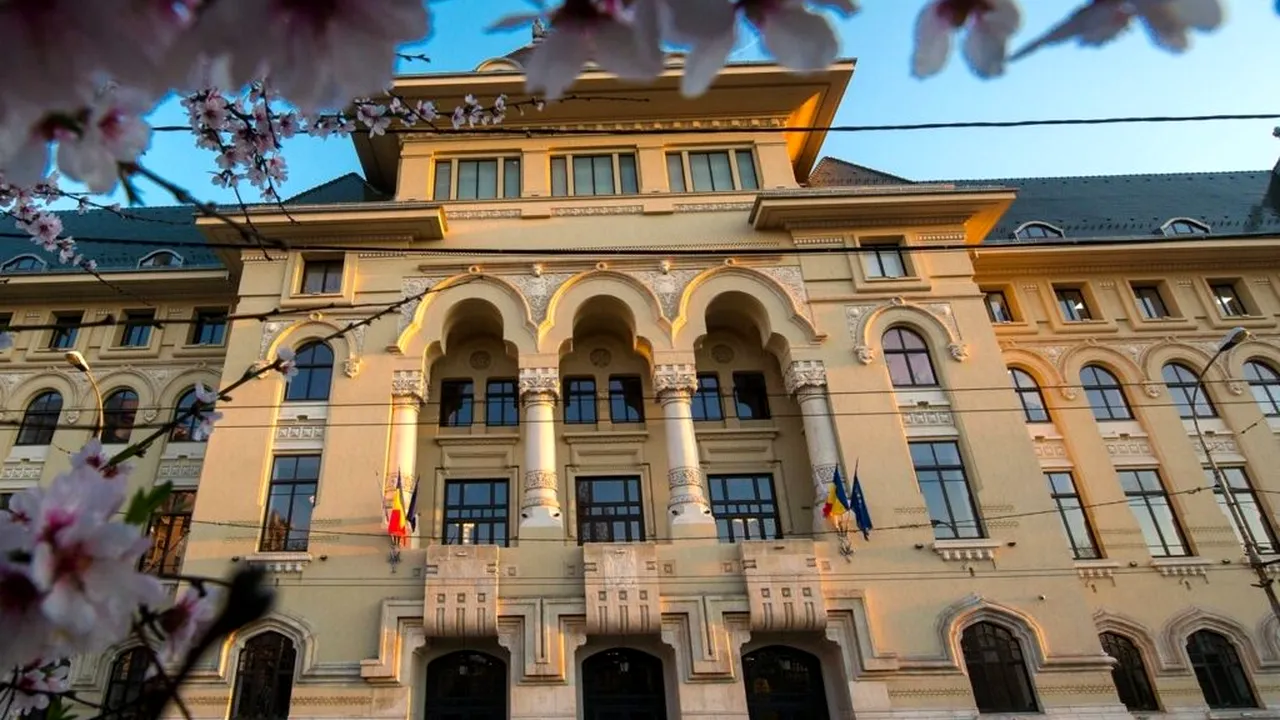 Bucureștenii nu vor mai plăti apă rece la preț de apă caldă / Proiectul privind reducerea facturilor a fost adoptat în Consiliul General