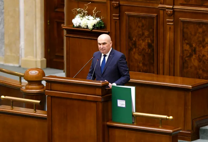 Live Text Prima din cele trei moțiuni depuse de Opoziție, respinsă. Urmează educația. Ilie Bolojan despre UE-Mercosur: „Acest acord se află în negociere încă dinainte ca România să devină membru al UE”