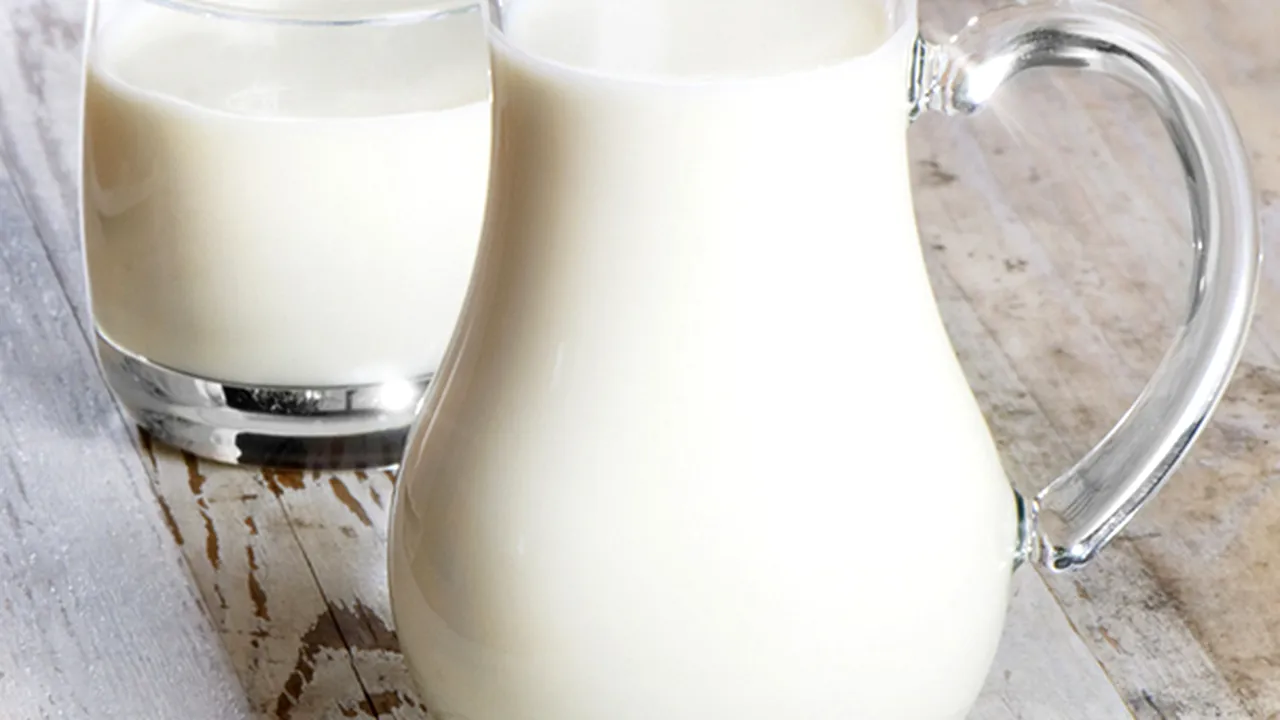 Laptele vegetal, compromis nutriţional în comparaţie cu cel de vacă