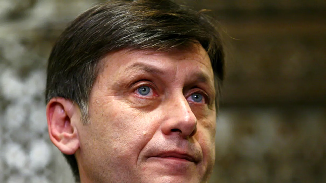 Antonescu: Indiferent de Constituţie, trebuie depolitizare, fără streaperi şi domnişoare de palmares